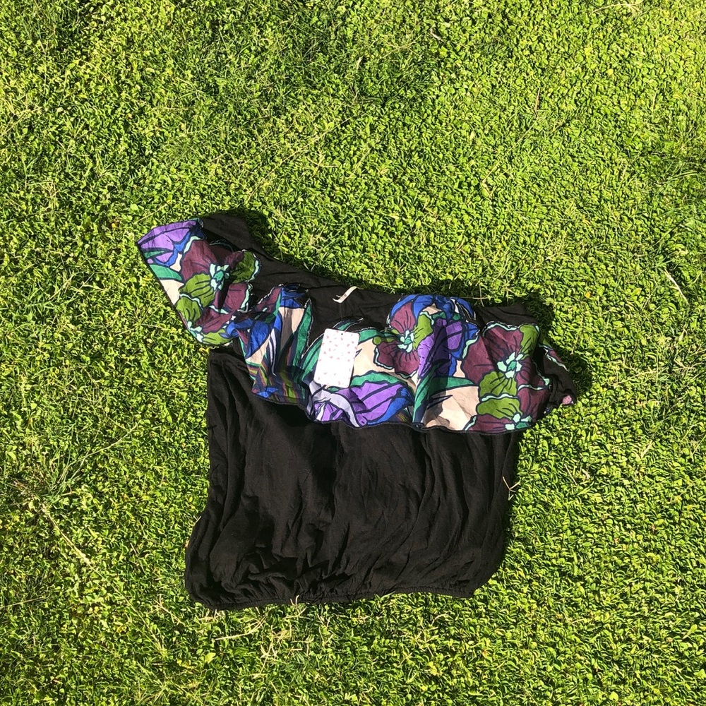 Free People One Shoulder Raffle Sleeve - Picture 6 of 8